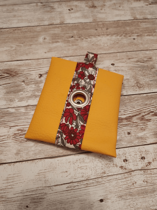 Pochette sacs à déjections chien