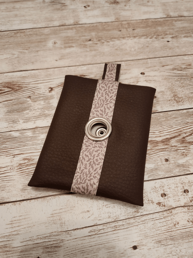 Pochette sacs à déjections chien