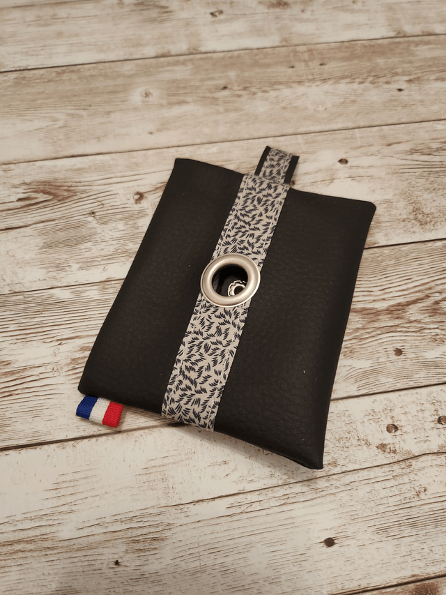 Pochette sacs à déjections chien